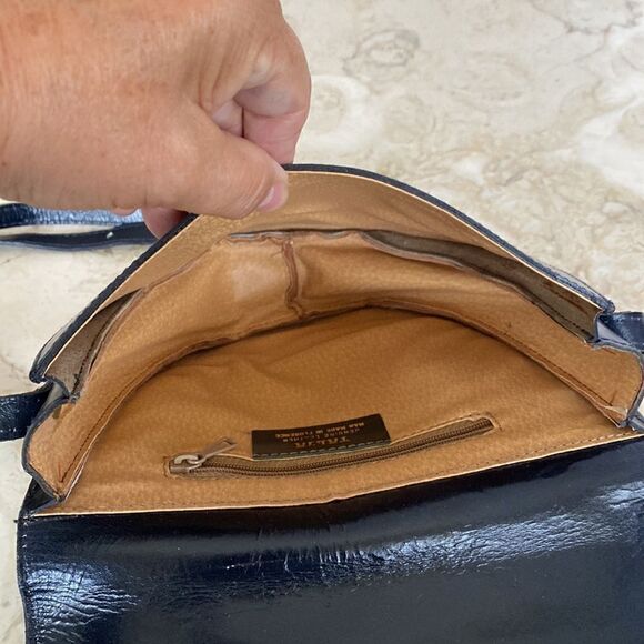 Vintage TALJA Leather Trapeze Shoulder Bag Handmade in Florence, Italy - Picture 14 of 15